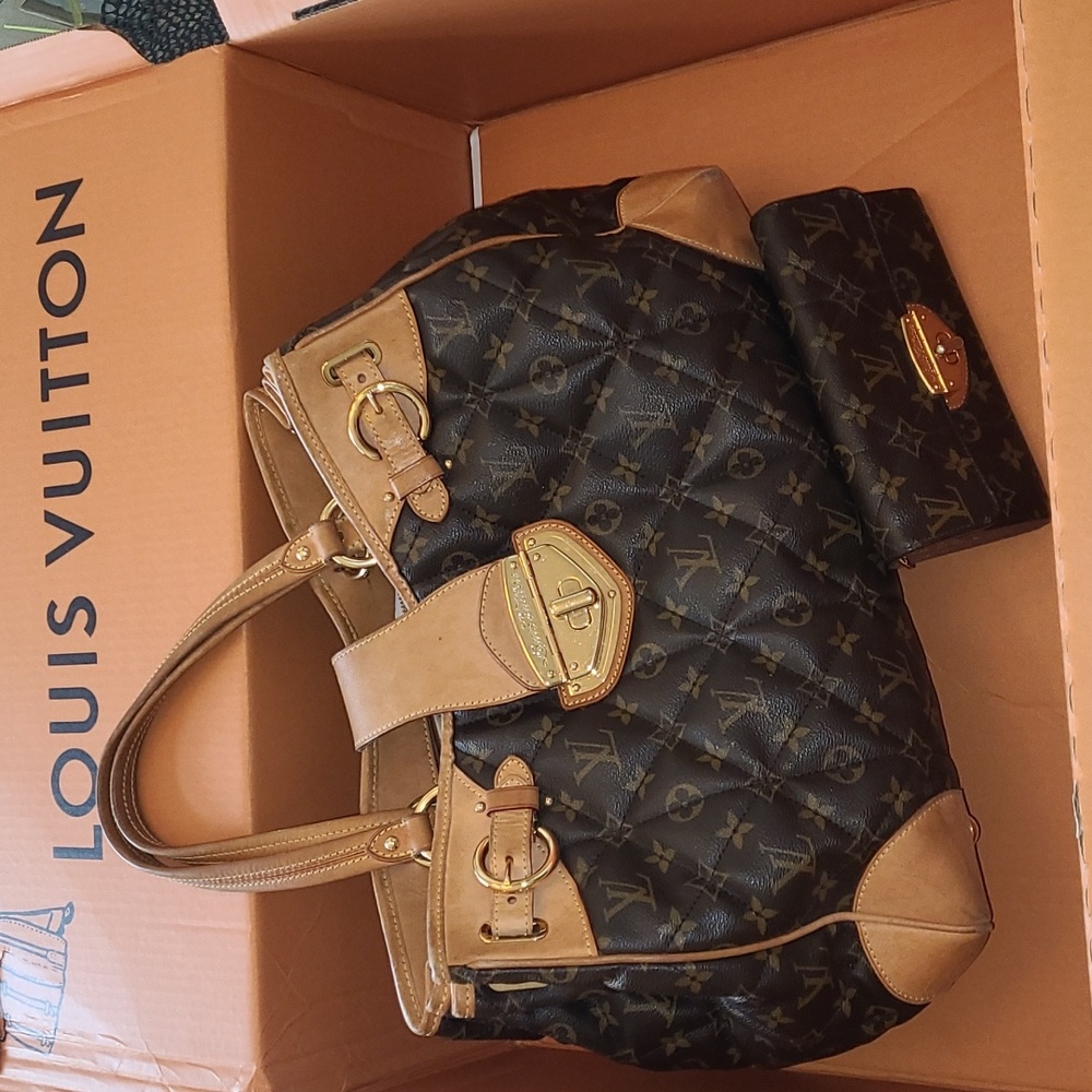 💕HP💕💯Authentic Louis Vuitton Etoile Handbag & Matching Wallet💕